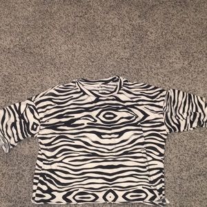 Zebra crop t shirt